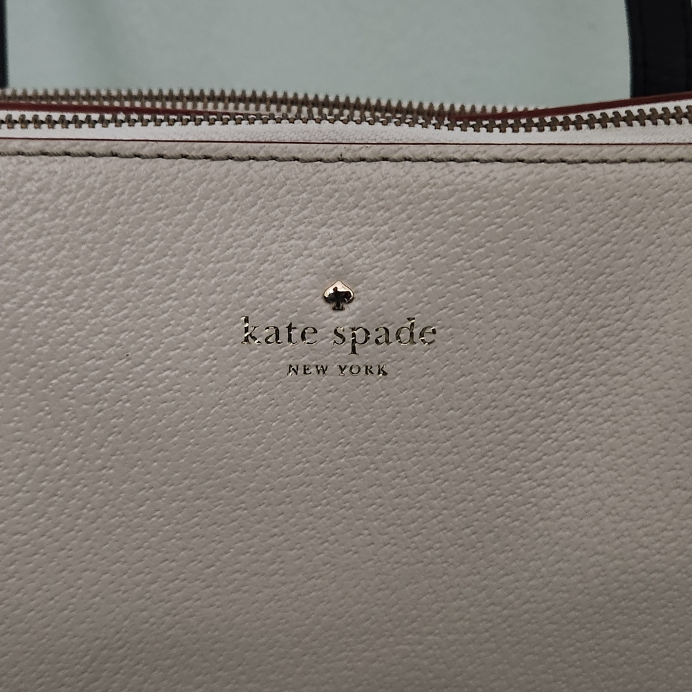 Kate Spade Beige Leather Shoulder Bag